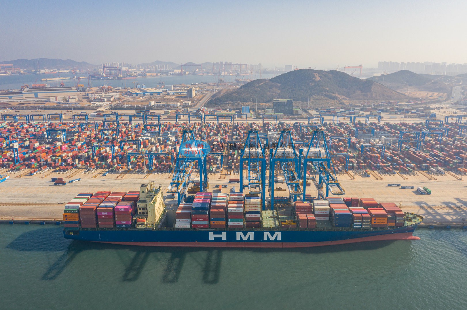 Quick Export of Bluetooth Headset to China_ Shenzhen Shekou Port Clearance Solutions